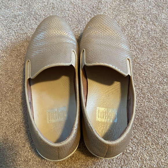 Pink Metallic Slip On Fit Flops - Picture 6 of 6